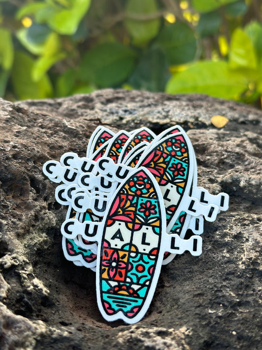Pegatina con el logotipo de la tabla de surf Cualli